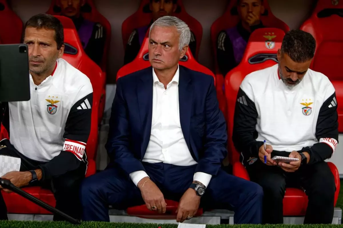 inanilmaz mac mourinho oldu oldu dirildi xvFGsfEs