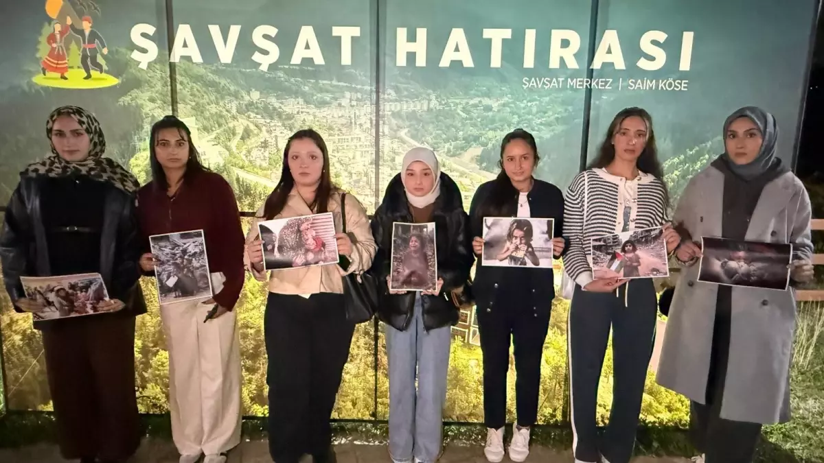 artvindeki ogrencilerden gazzedeki kiz cocuklari icin anlamli farkindalik etkinligi rx2xZauZ.jpg