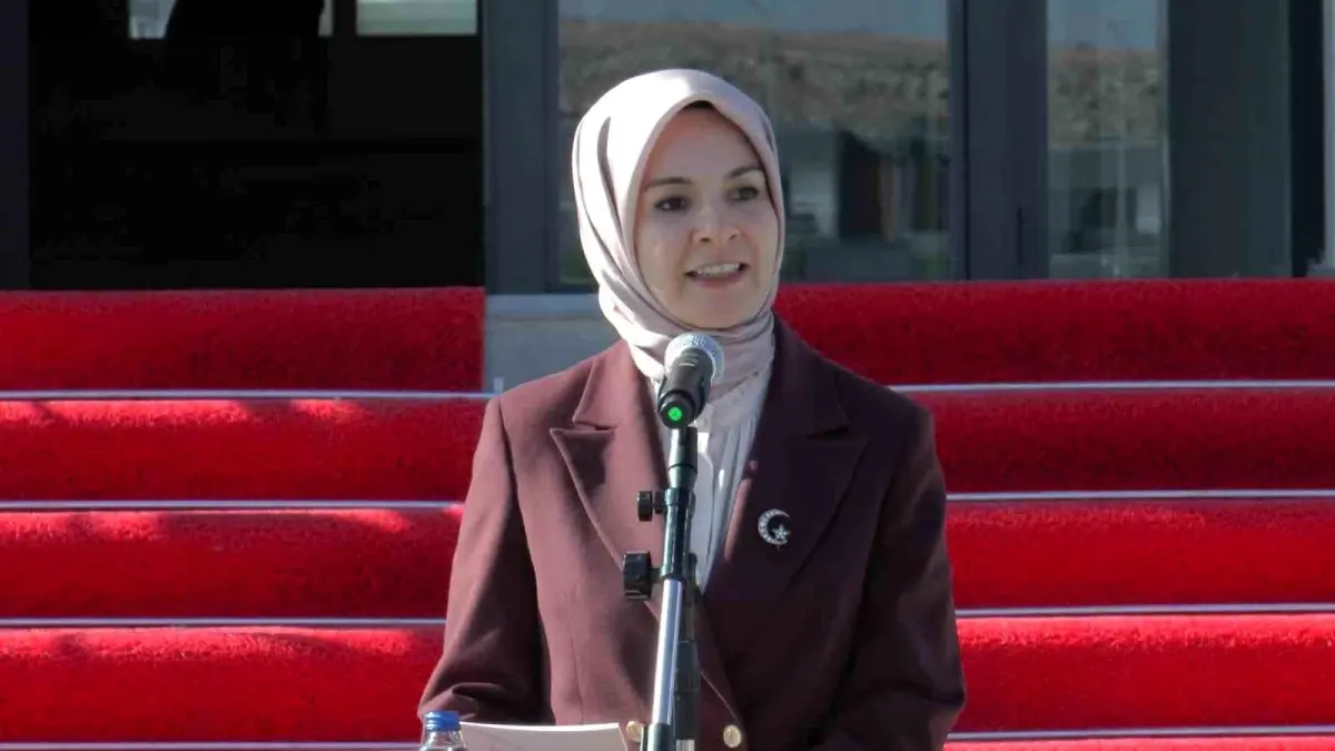 bakan goktas kayseriye geliyor pVgYHOQr.jpg