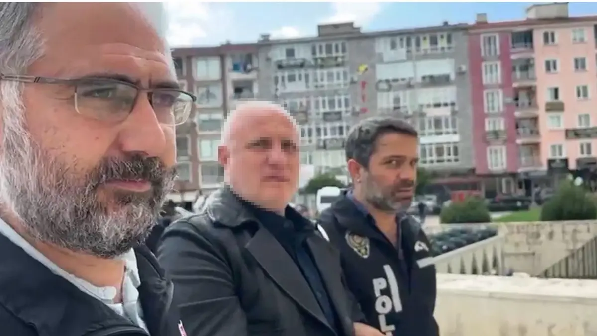 edremitte cinayetler ve yaralamalar emlik gozaltina alindi 36FAsEqy.jpg