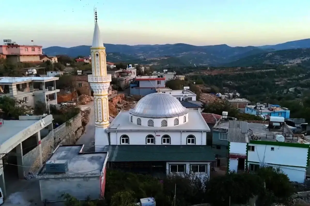 hatayda deprem sonrasi yeniden insa edilen sofular camii acildi zmhDtZnk.jpg