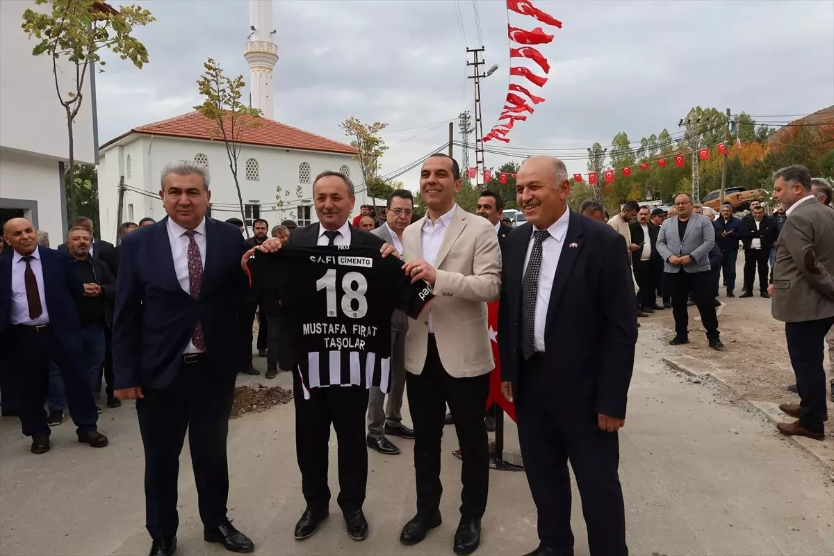 kayioren koy konagi torenle acildi Xt7ivS6i.jpg