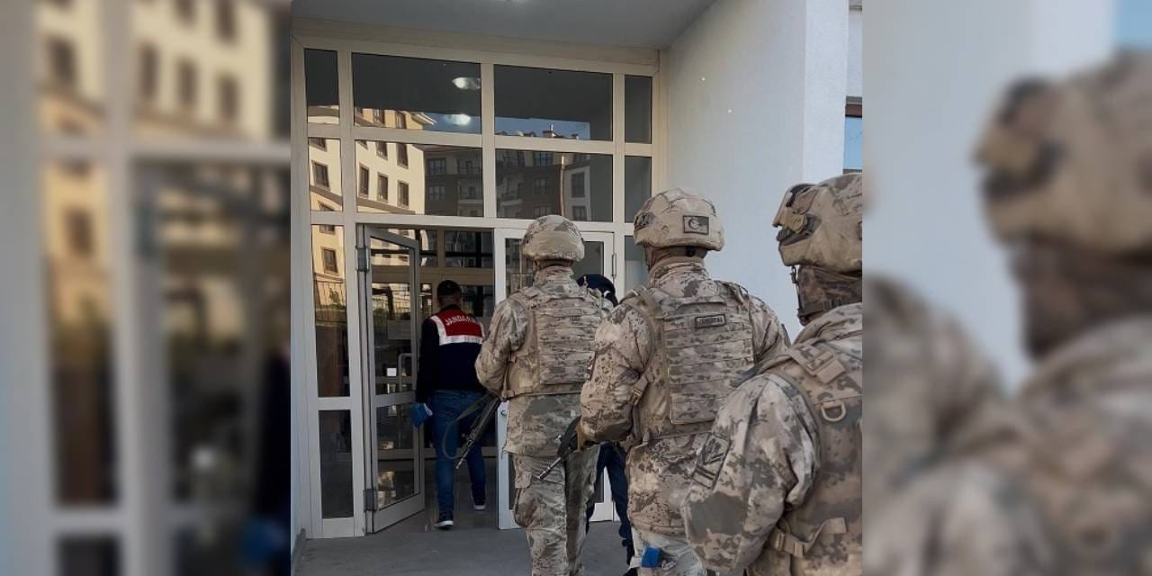 sosyal medyada bomba yapma dersleri verdiler CFvJZdK5.jpg