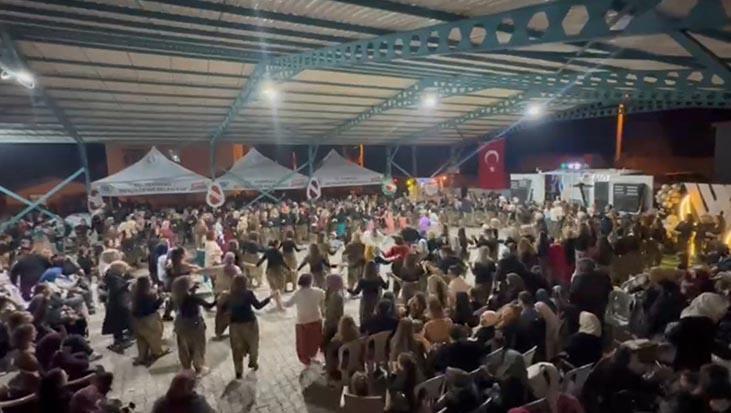 tekirdagda salvar gecesi coskusu 2 bin kadin halayla sabaha kadar eglendi zF4Np9JK.jpg