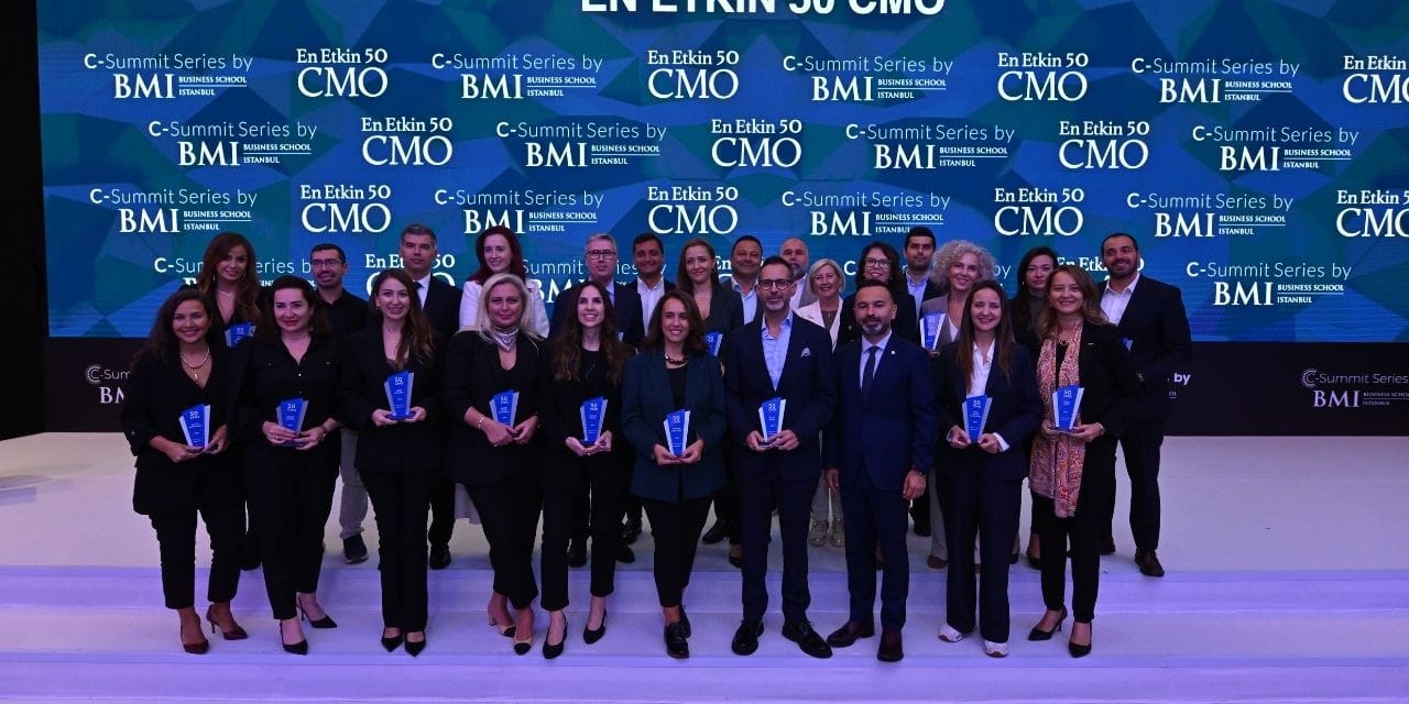 turkiyenin en etkin 50 pazarlama lideri odullerini aldi X5UyVdgn